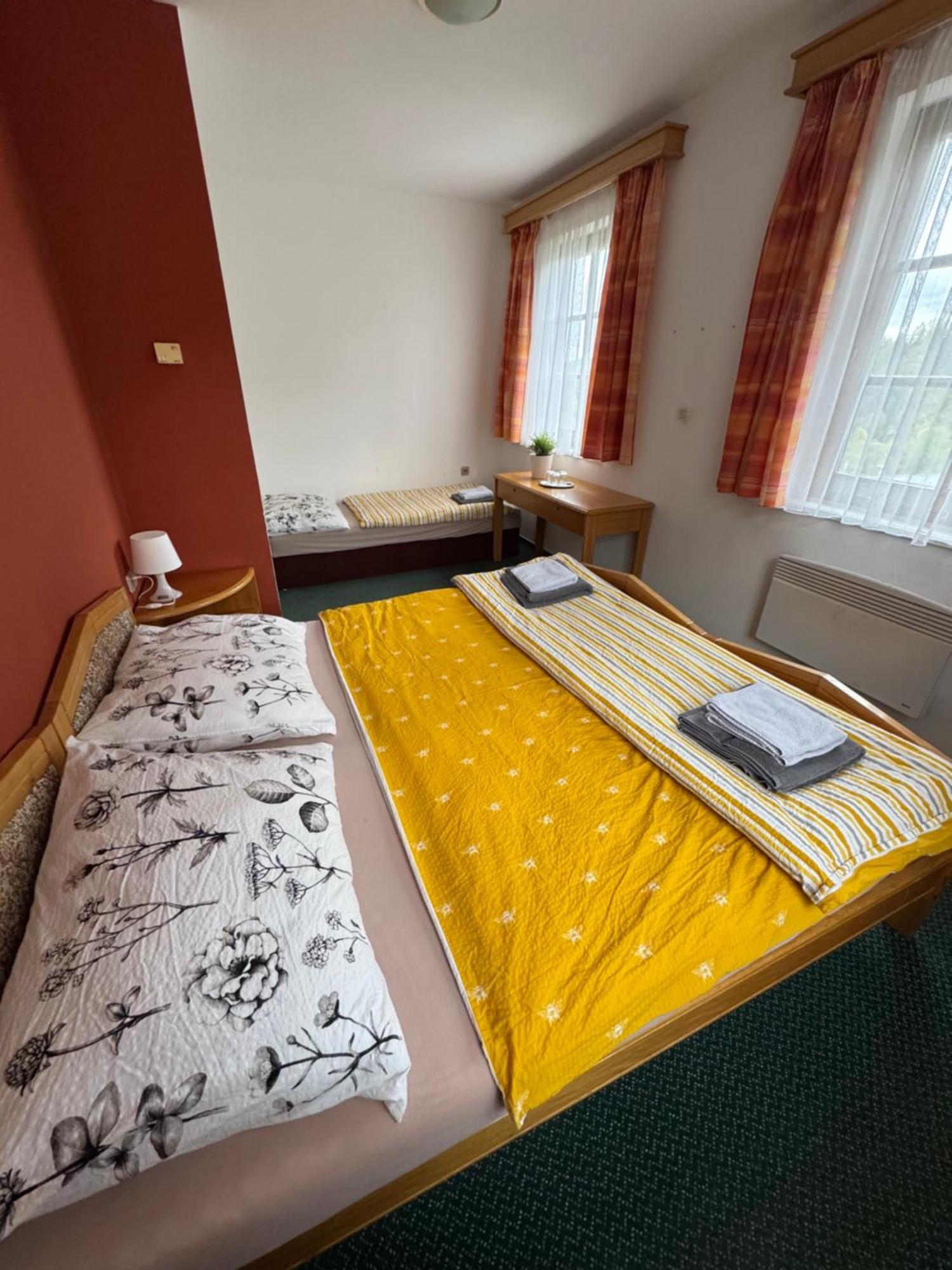 Hotel Lucni Dum Jańskie Łaźnie Pokój zdjęcie
