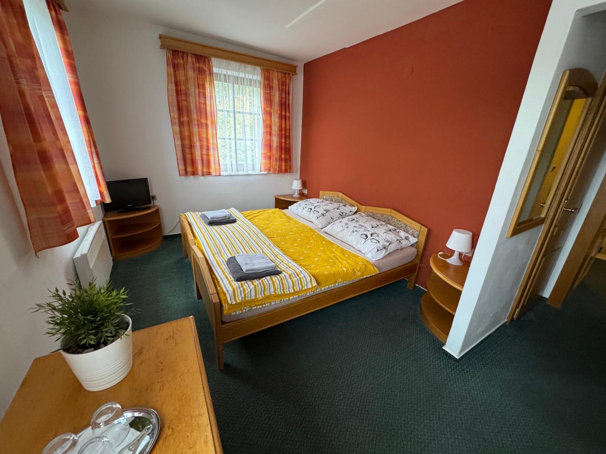 Hotel Lucni Dum Jańskie Łaźnie Pokój zdjęcie