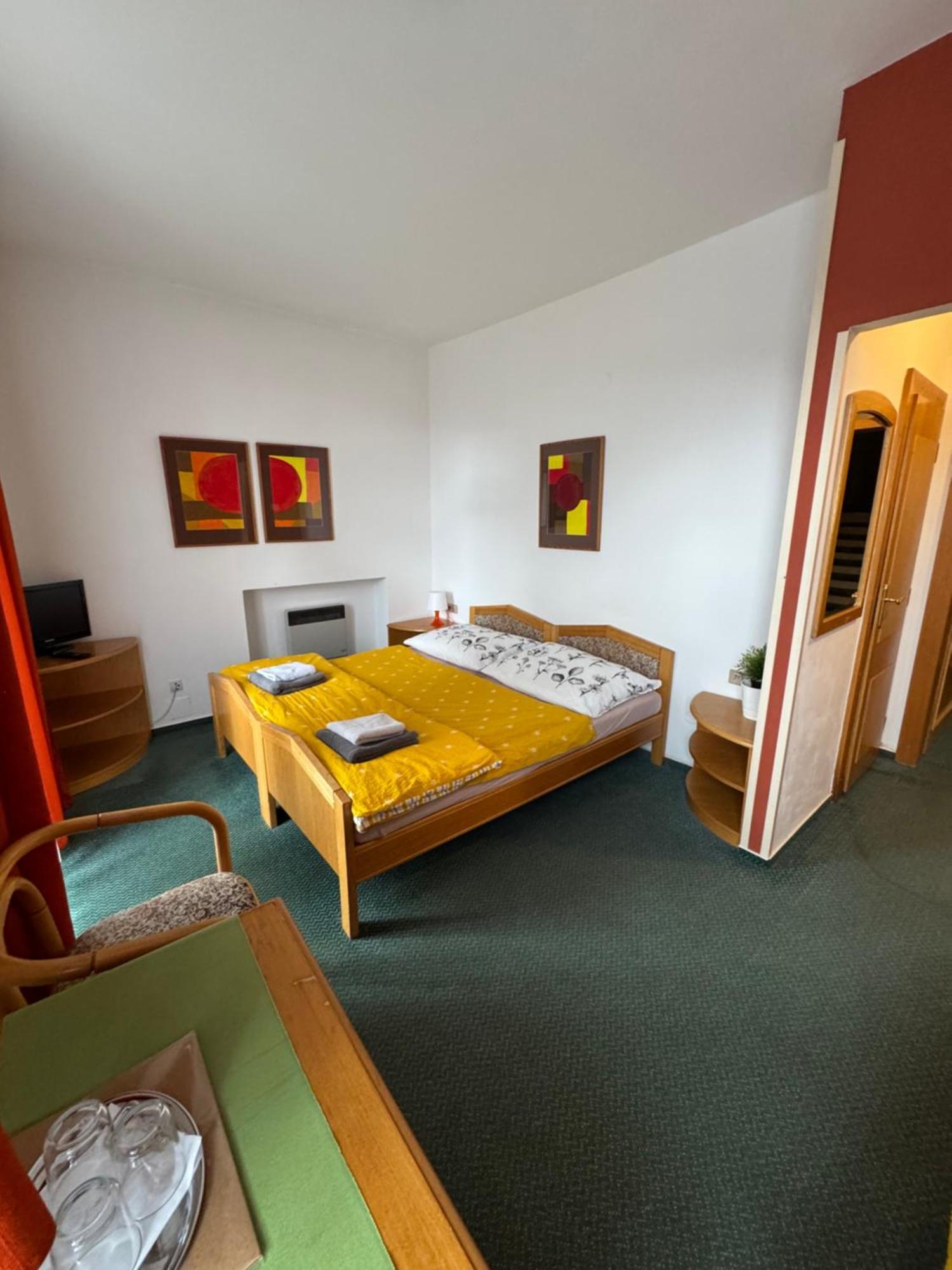 Hotel Lucni Dum Jańskie Łaźnie Pokój zdjęcie