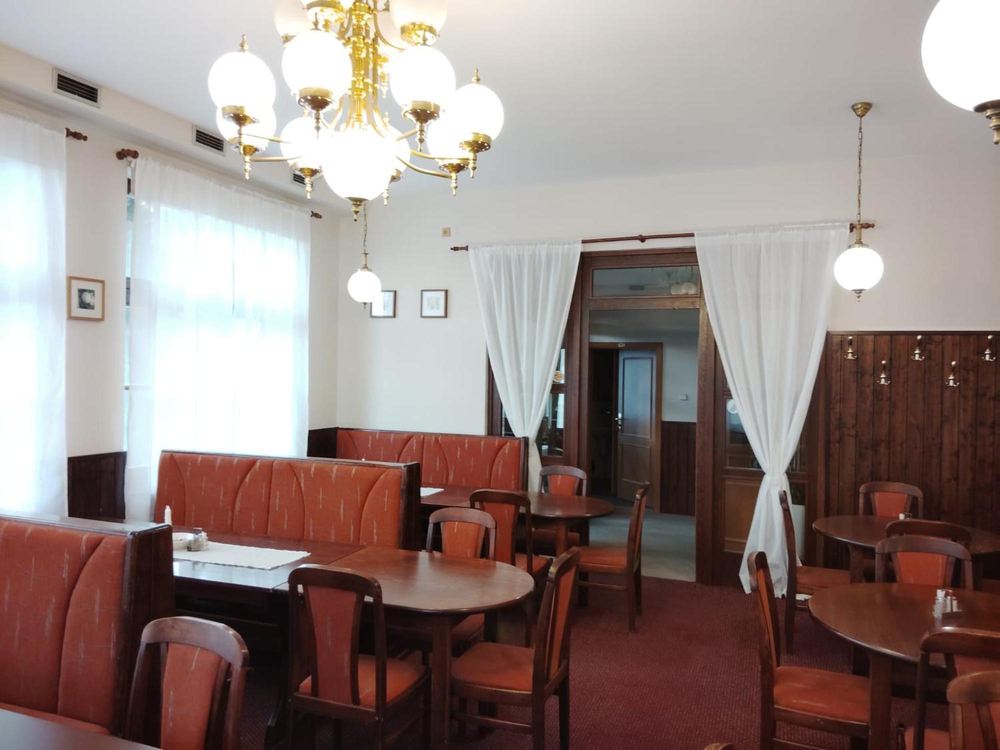 Hotel Lucni Dum Jańskie Łaźnie Zewnętrze zdjęcie